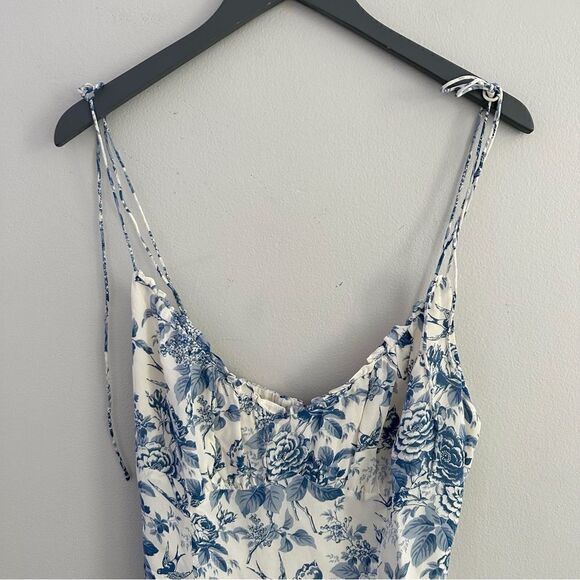 Reformation Esther Dress in Pompadour - Picture 7 of 9